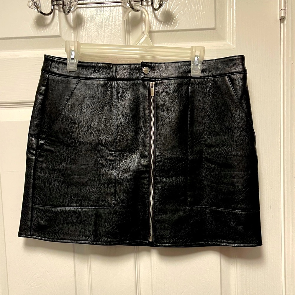 Faux Leather Mini Skirt Black
